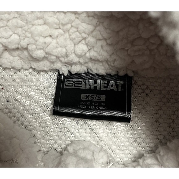 32 Degrees Heat Jacket Women XS/S Sherpa Fleece Button Snap Sweater White - Picture 2 of 6